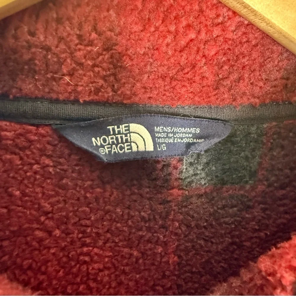 The North Face Men's Red Plaid Quarter Zip Fleece Size Medium Large